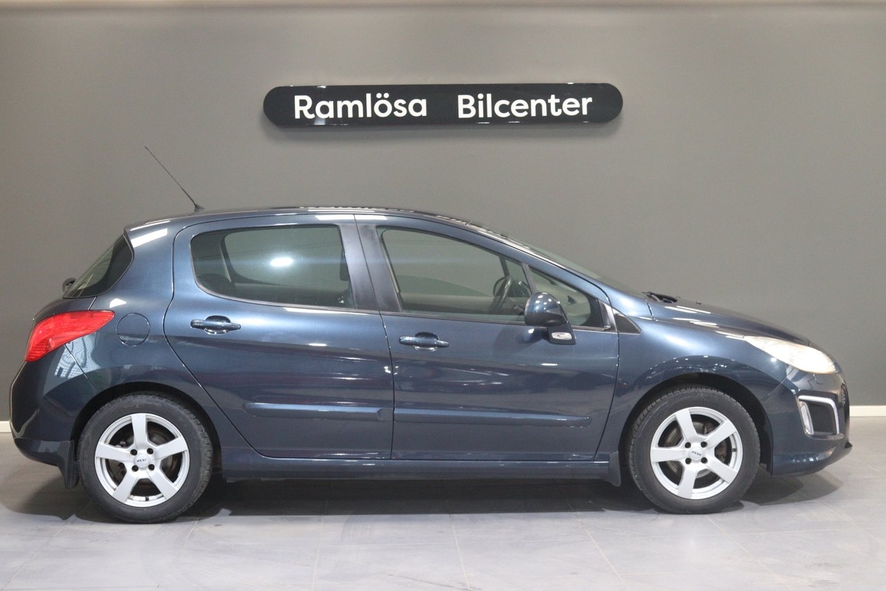 Peugeot 308 2011, bild 3/10