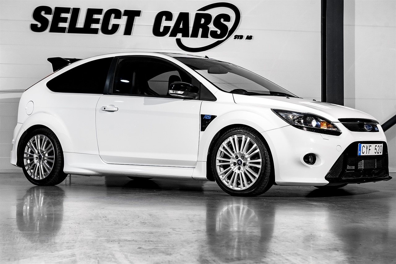 Ford Focus RS Manuell ATM 350hk 2010, bild 2/10