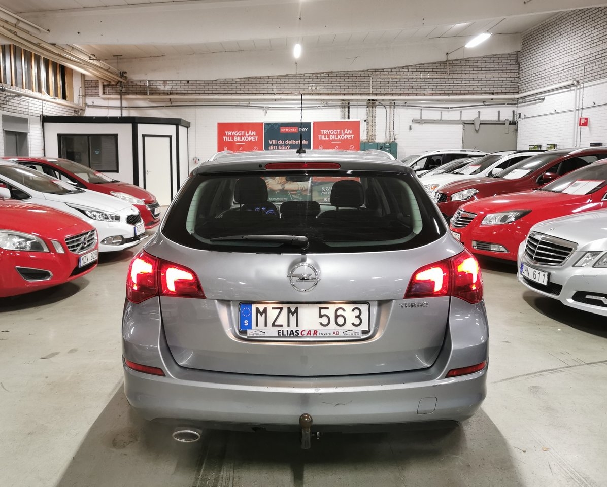 Opel Astra 2012, kuva 6/18