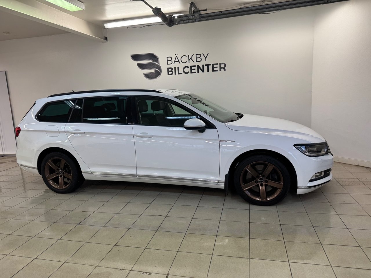 Volkswagen Passat 2017, bild 7/10