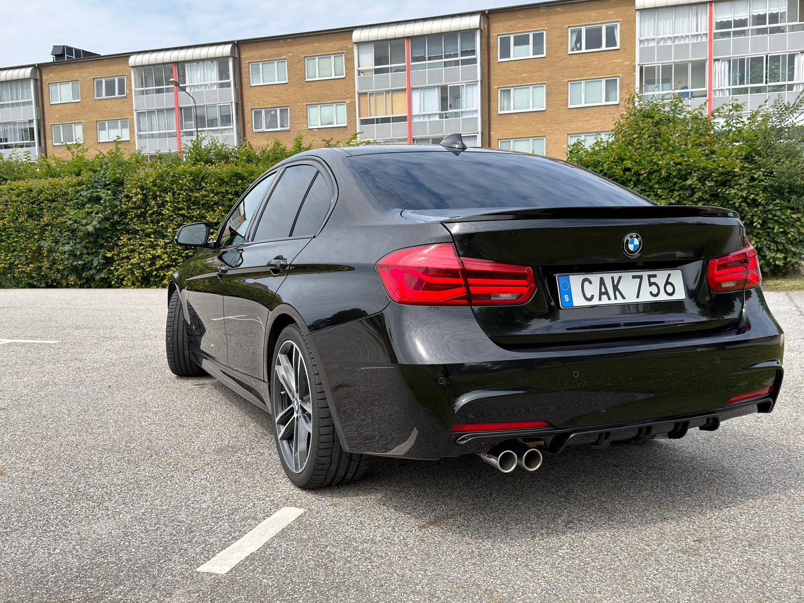BMW 330 2018, bild 4/9
