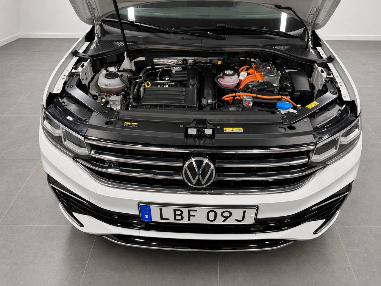 Volkswagen Tiguan 2021, bild 5/15