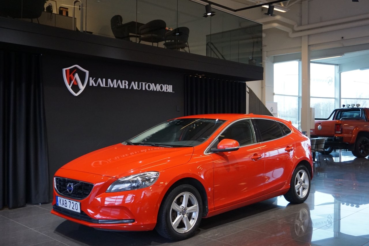 Volvo V40 D3 Geartronic 150hk Momentum 2016, bild 4/10