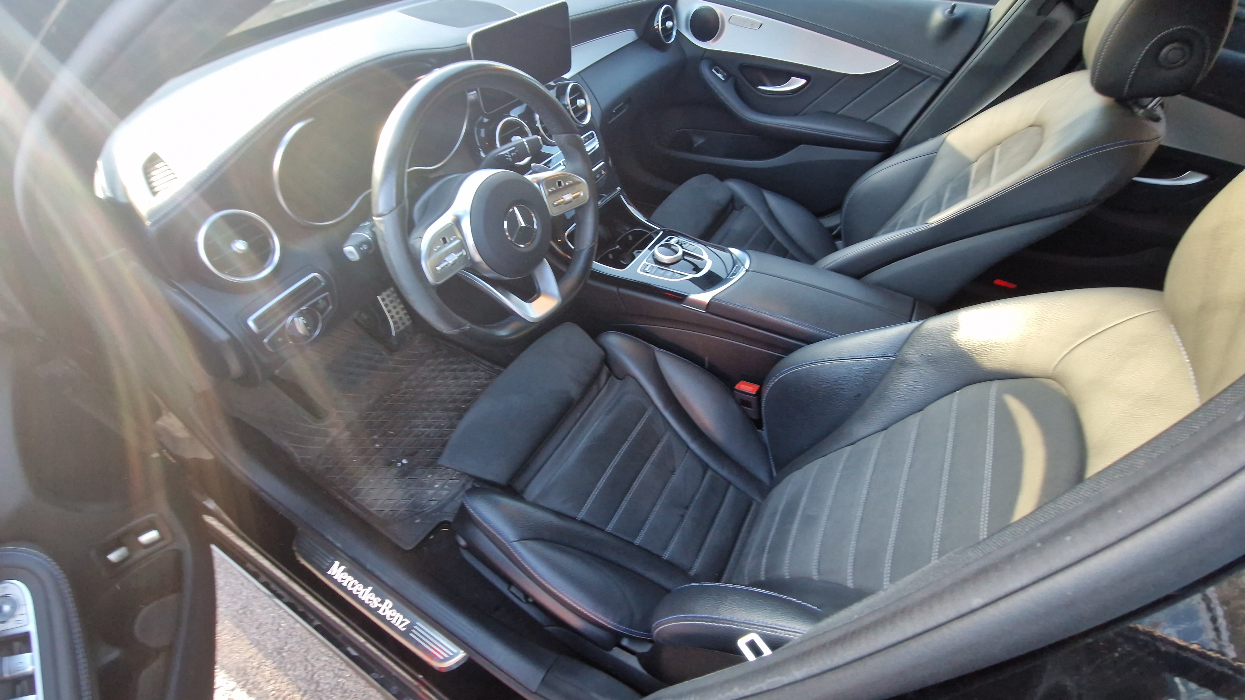 Mercedes-Benz C 2021, bild 6/7