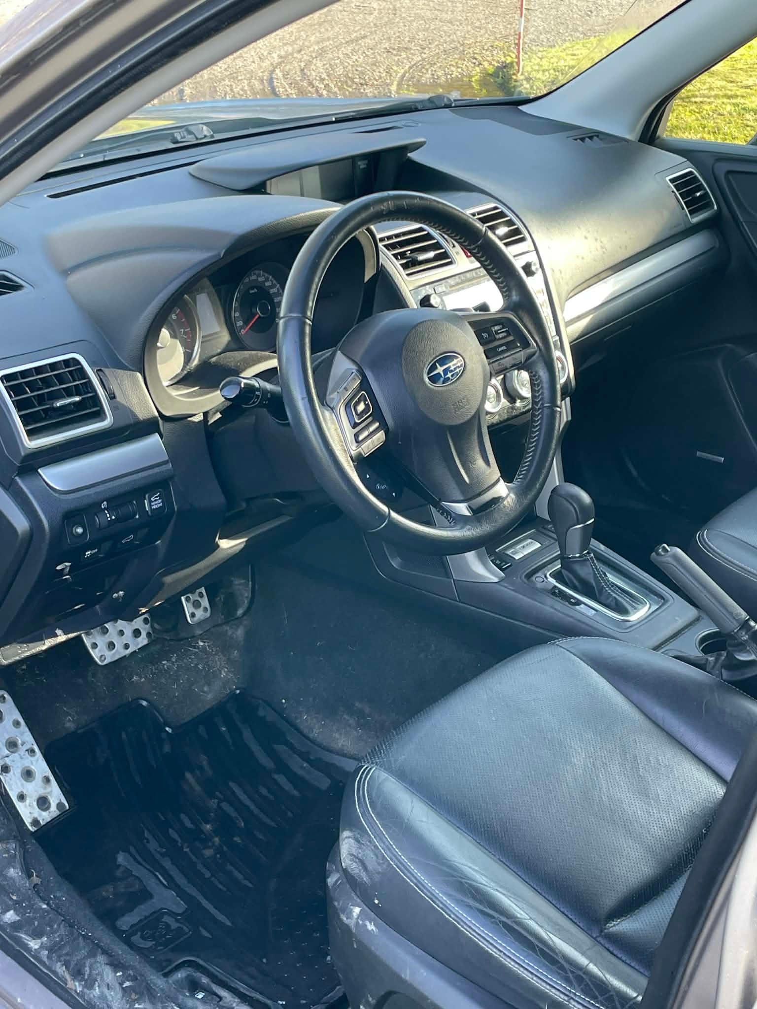 Subaru Forester 2.0 4WD Lineartronic 2015, bild 2/3