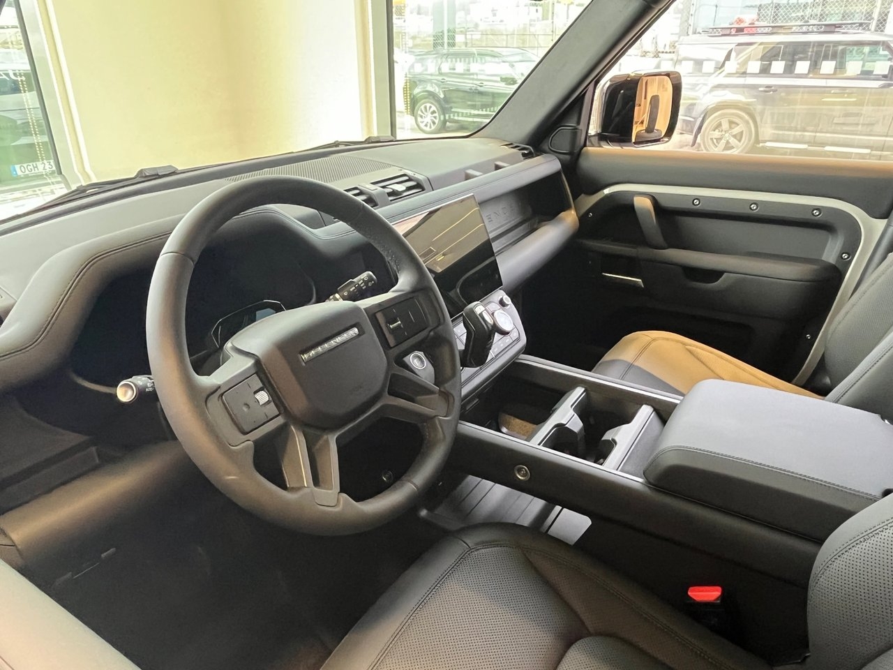 Land Rover Defender 2026, bild 6/7