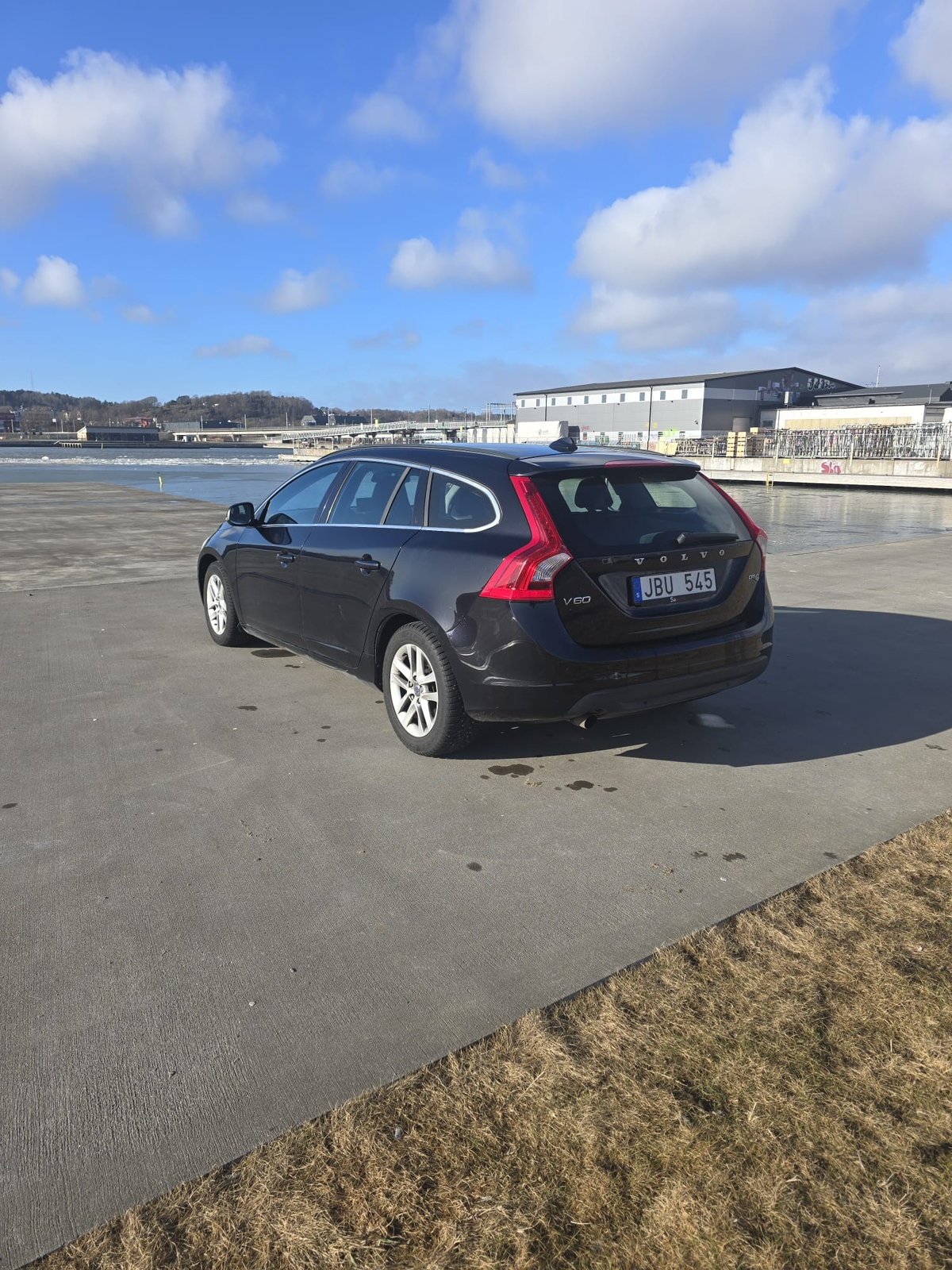 Volvo V60 D2 Powershift 2012, kuva 2/7