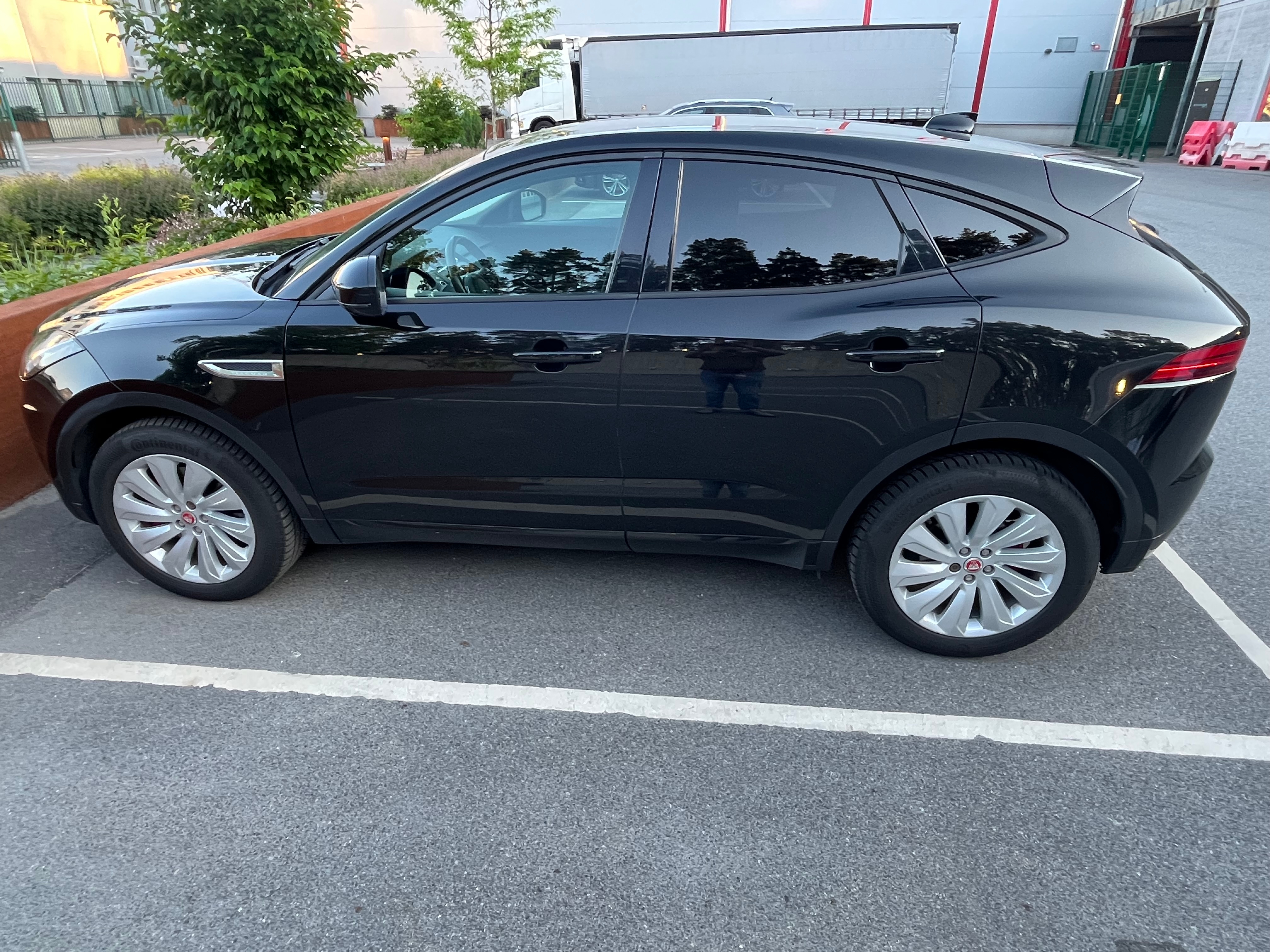 Jaguar E-Pace P250 2018, bild 5/10