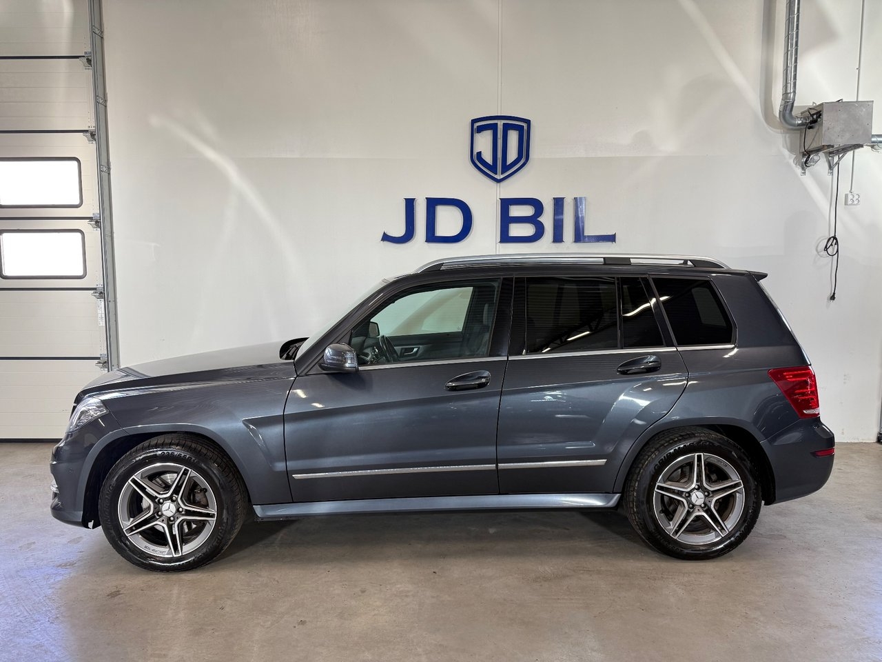 Mercedes-Benz GLK 2013, kuva 2/18