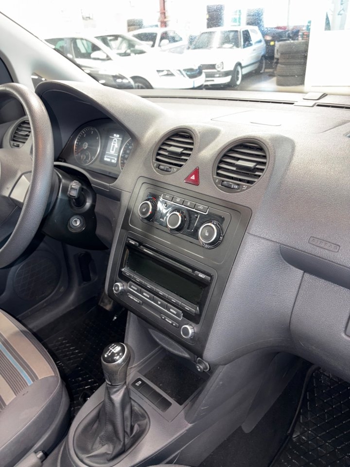 Volkswagen Caddy 1.6 TDI Euro 5 2015, bild 3/6