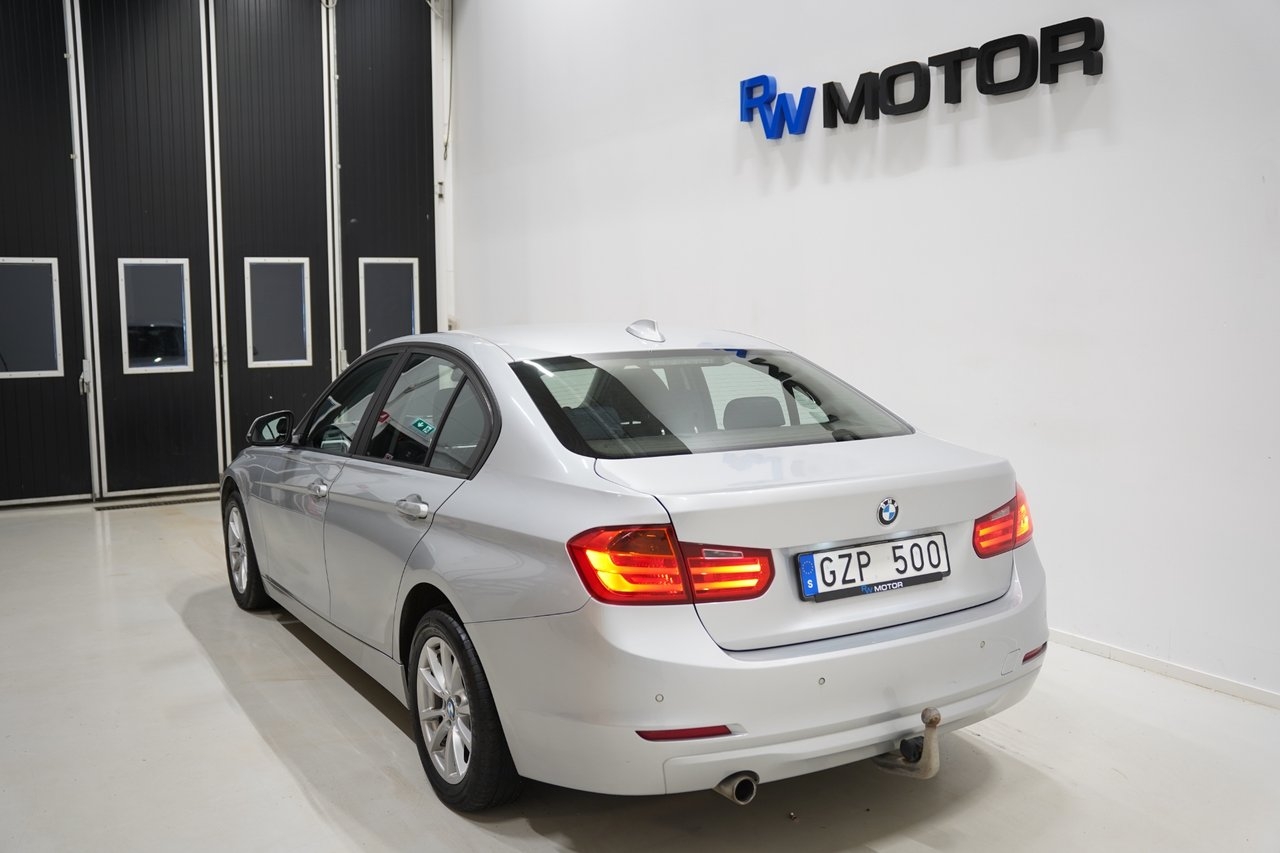 BMW 318 2013, photo 4/10