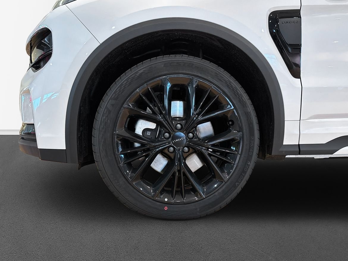 Lynk & Co 01 More PHEV 2025, bild 5/10
