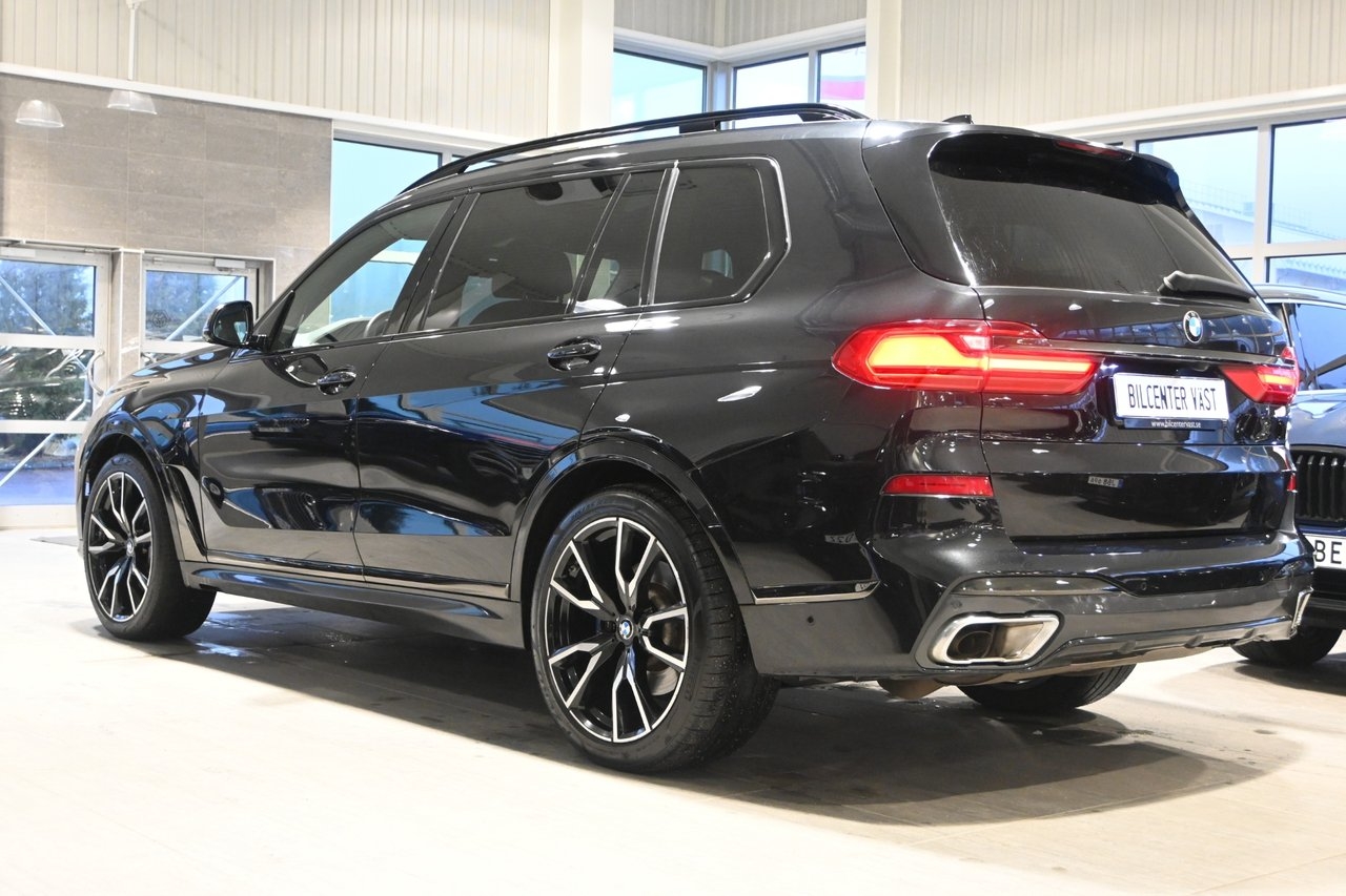 BMW X7 2020, photo 3/10
