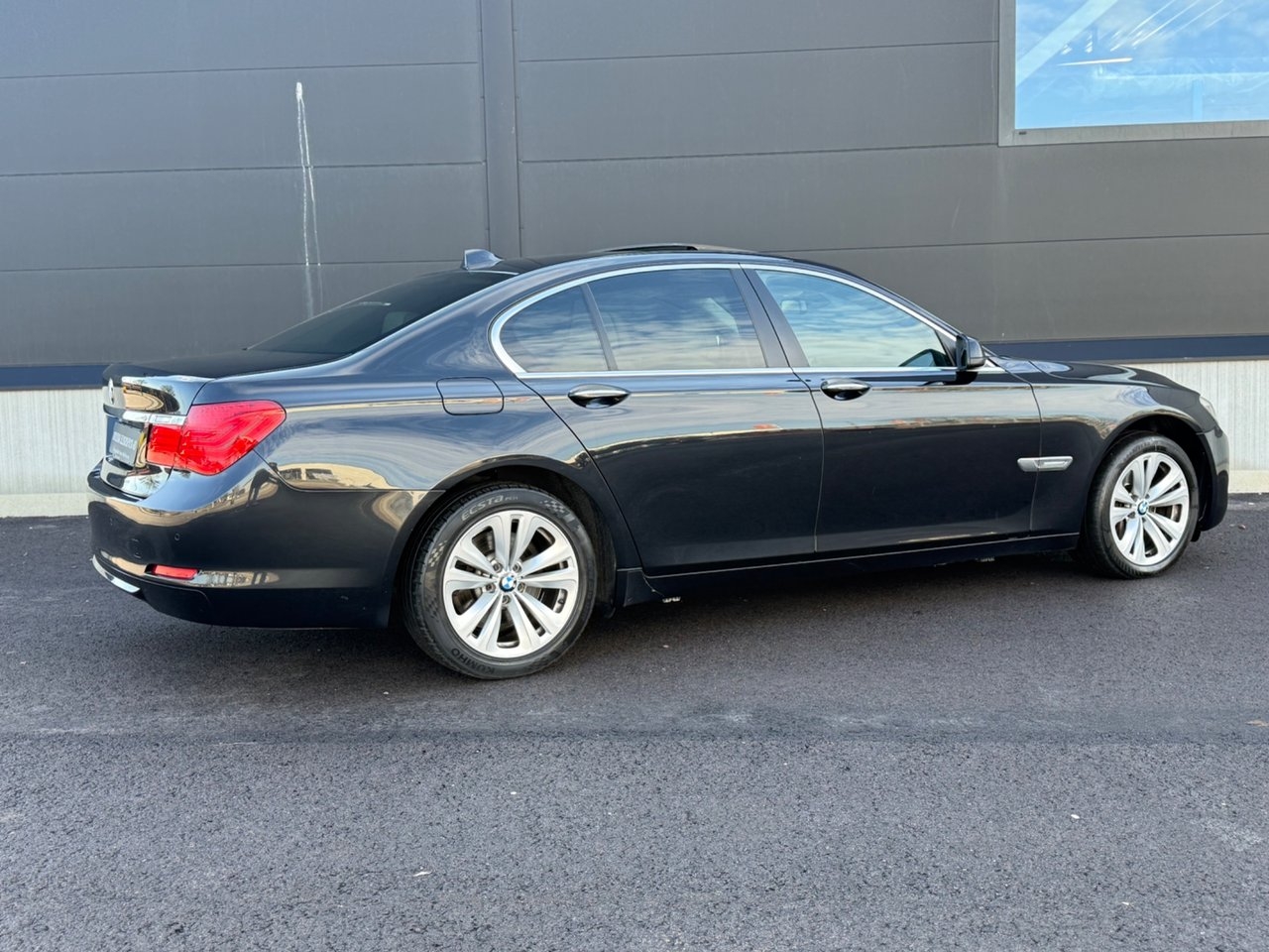 BMW 730 2011, photo 6/22