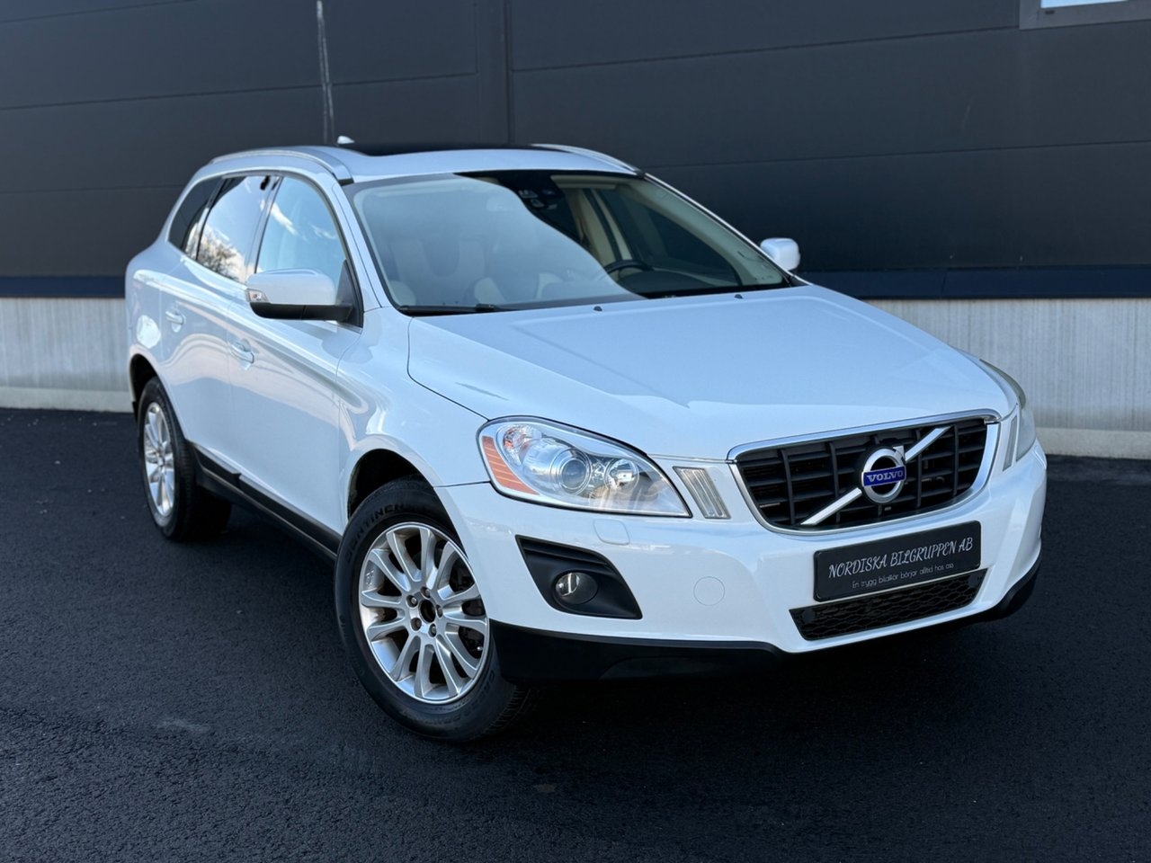 Volvo XC60 2.4D Geartronic Summum Euro 4 2010, bild 3/10
