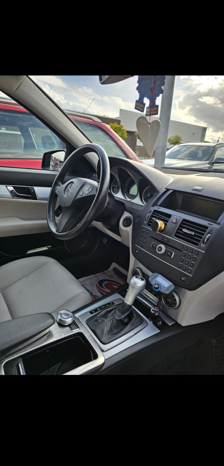 Mercedes-Benz C 2011, bild 4/8