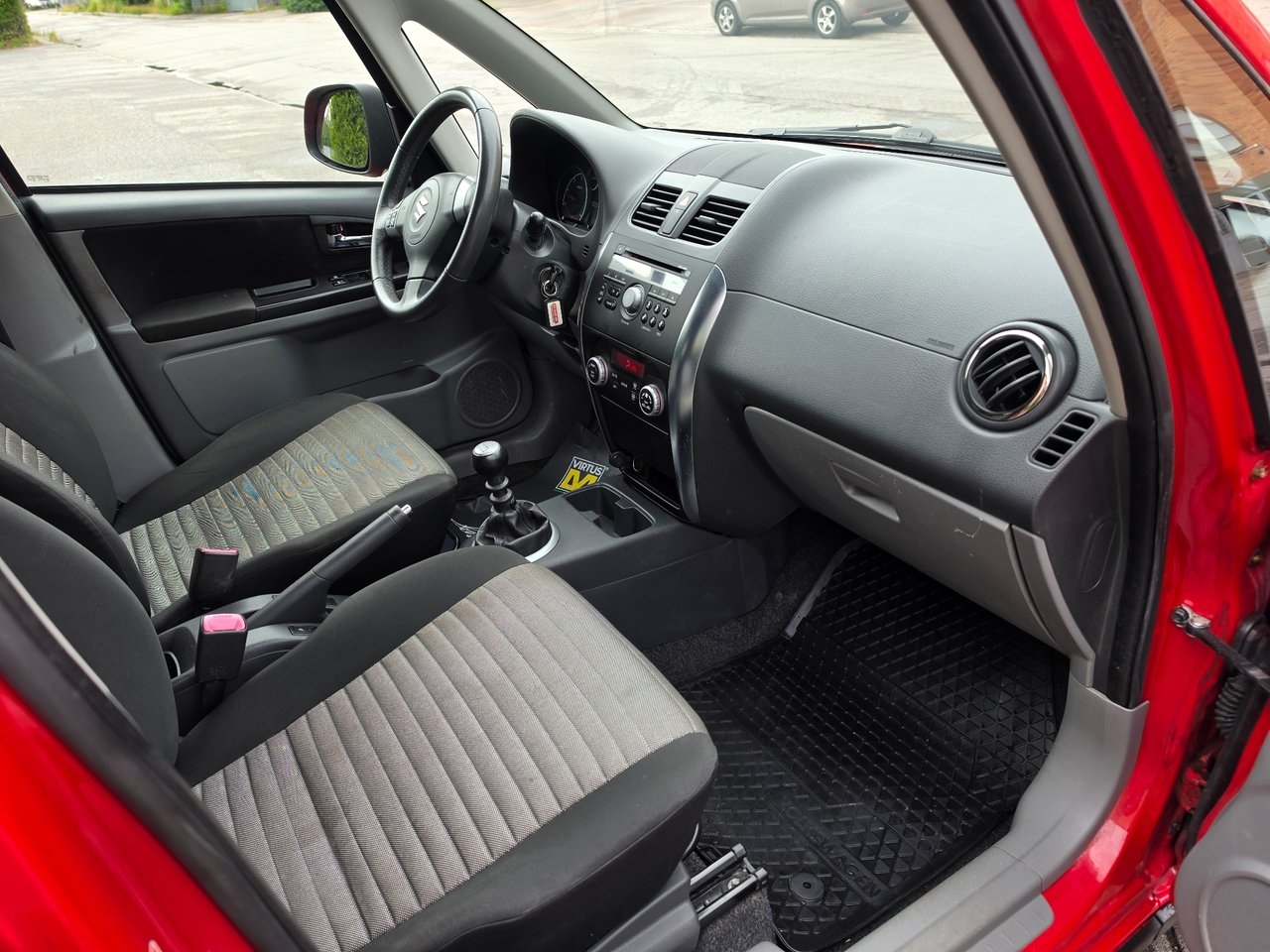 Suzuki SX4 2010, photo 6/23