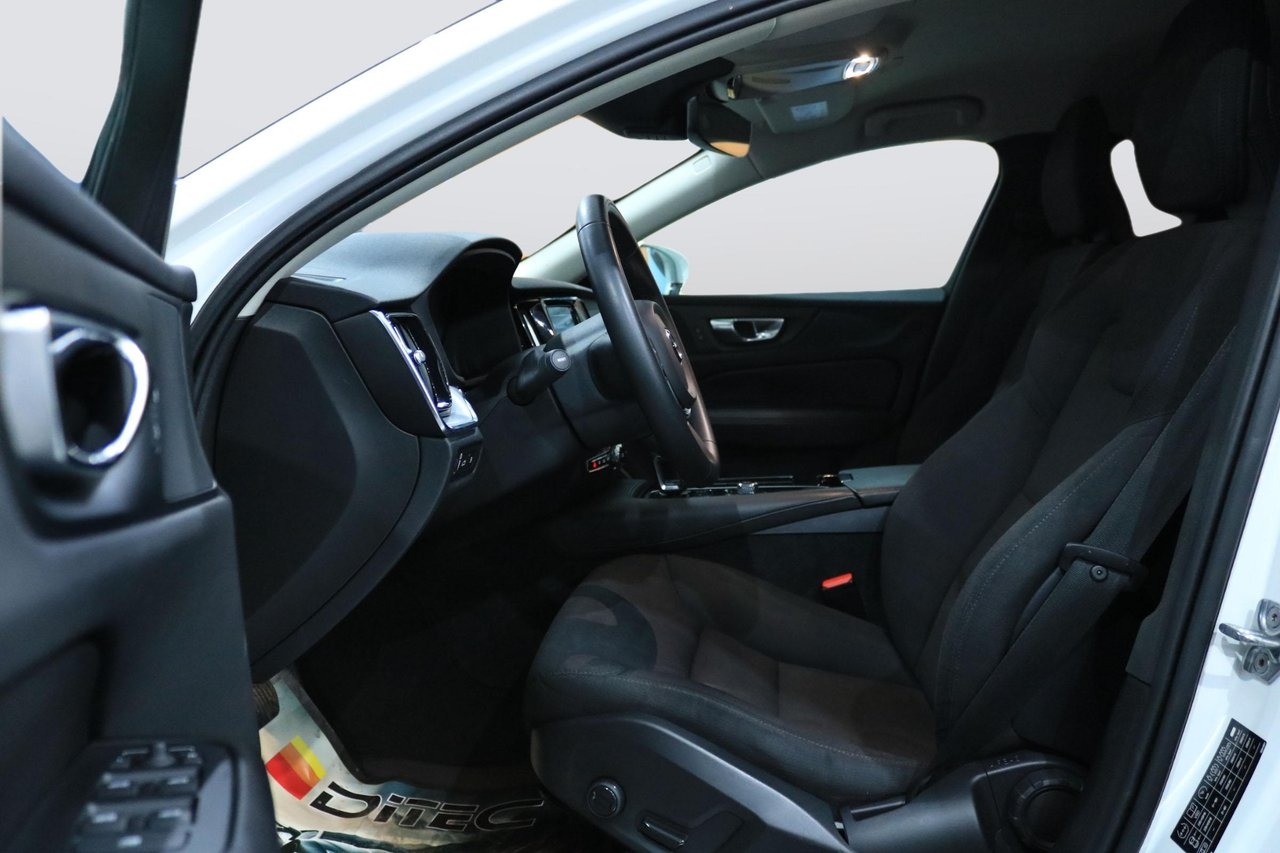 Volvo V60 2022, kuva 7/36