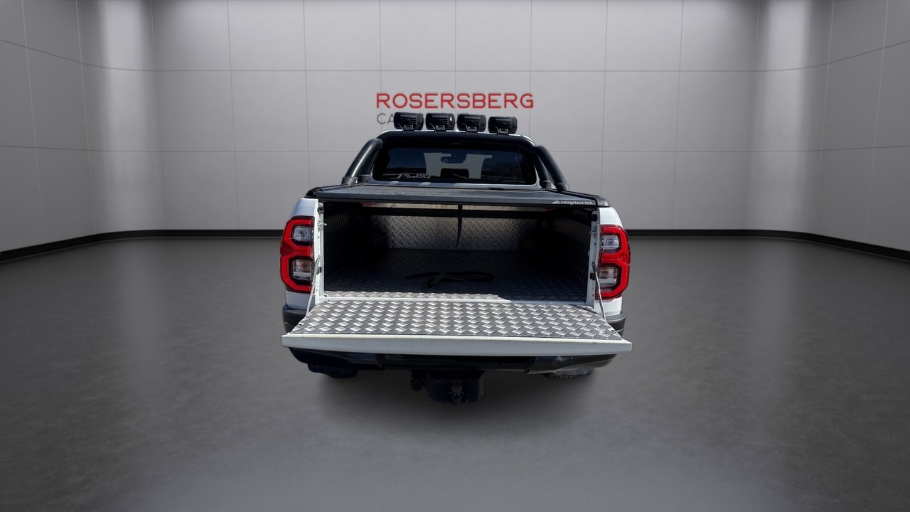 Toyota HiLux 2023, bild 3/10