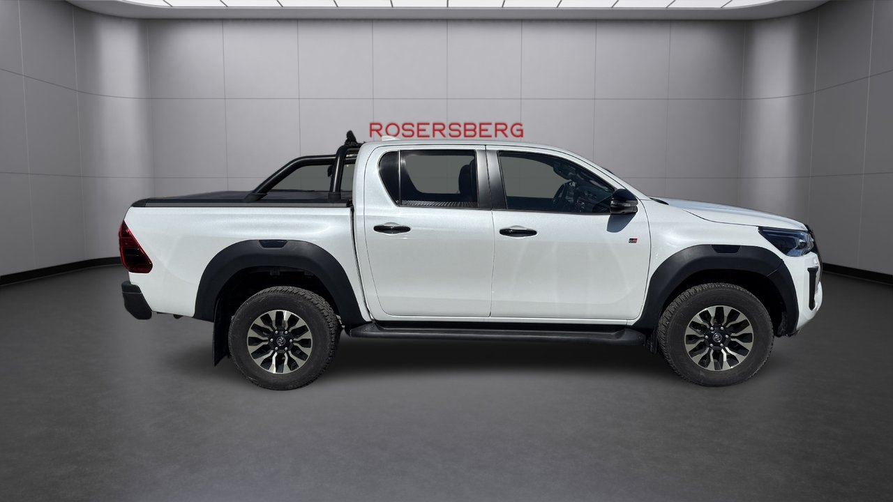 Toyota HiLux 2023, bild 5/10