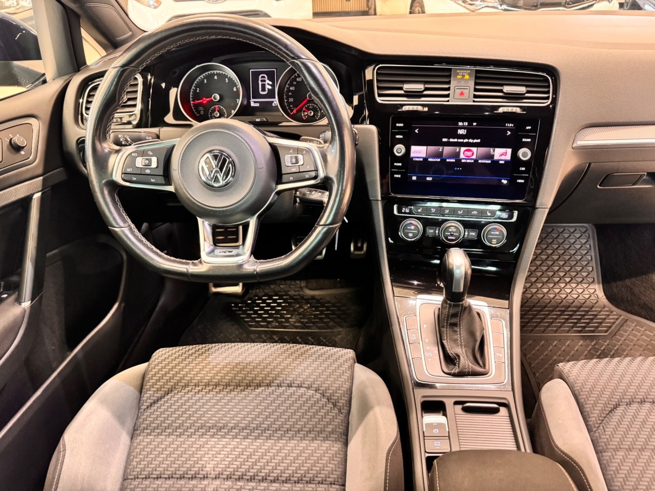 Volkswagen Golf 2020, bild 5/10