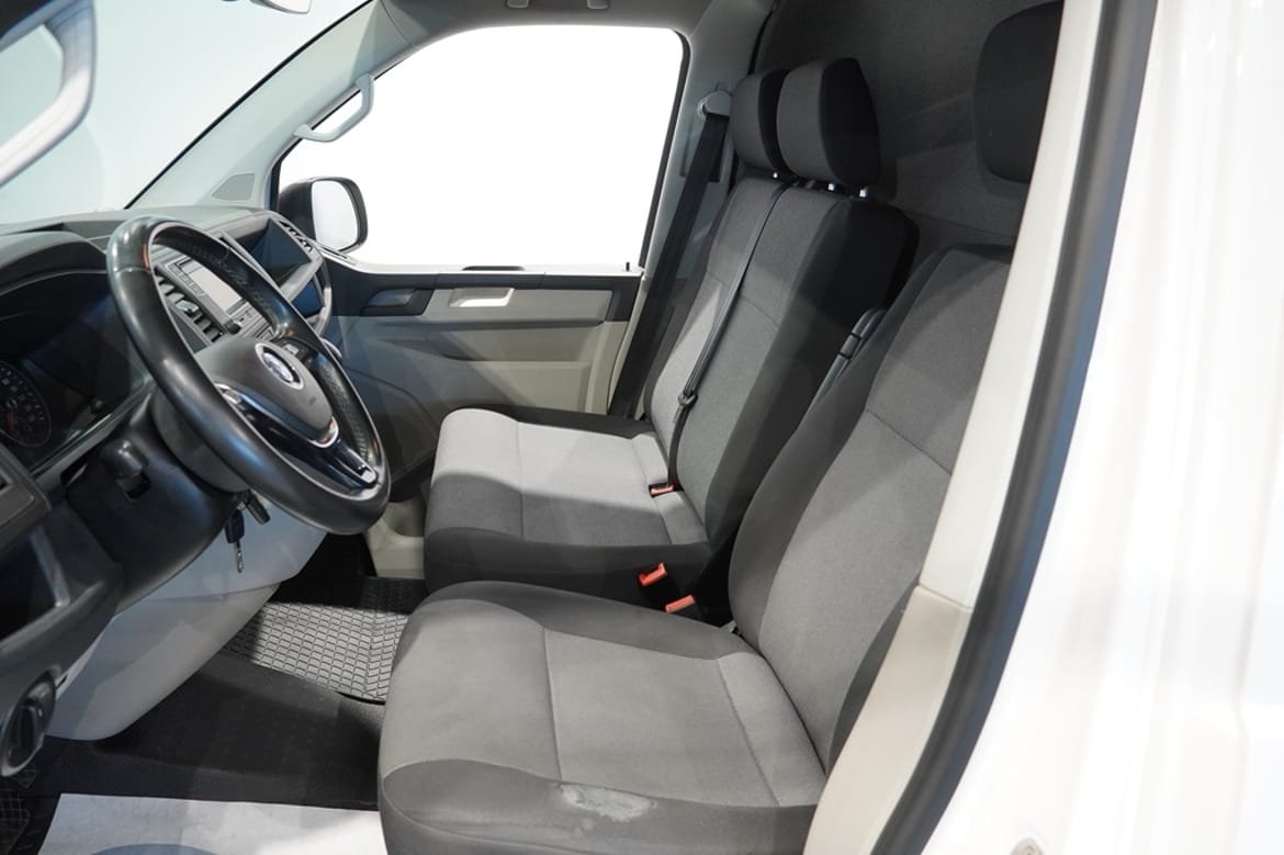 Volkswagen Transporter 2019, photo 6/6