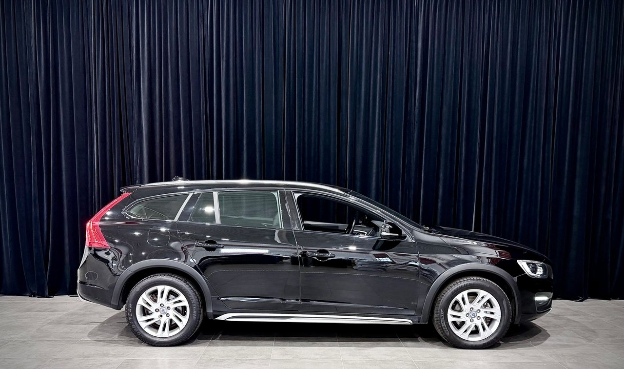Volvo V60 Cross Country 2016, bild 4/33
