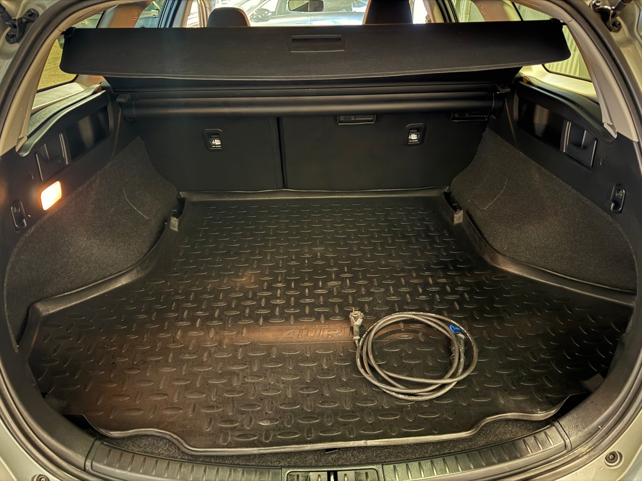 Toyota Auris 1.8 HSD Touring Sports 2015, bild 5/9