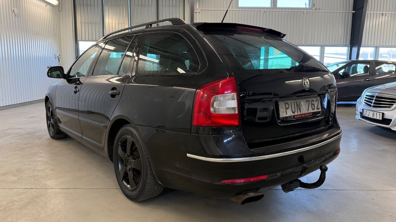 Skoda Octavia 2012, kuva 6/10