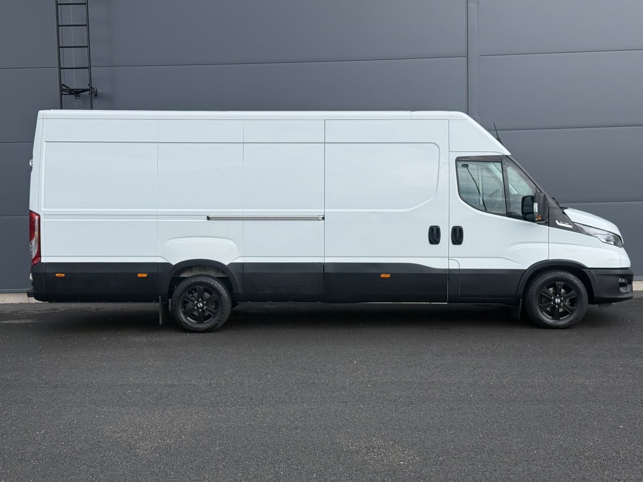 Iveco Daily 2023, bild 4/10