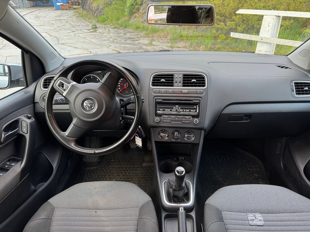 Volkswagen Polo 2012, kuva 6/7