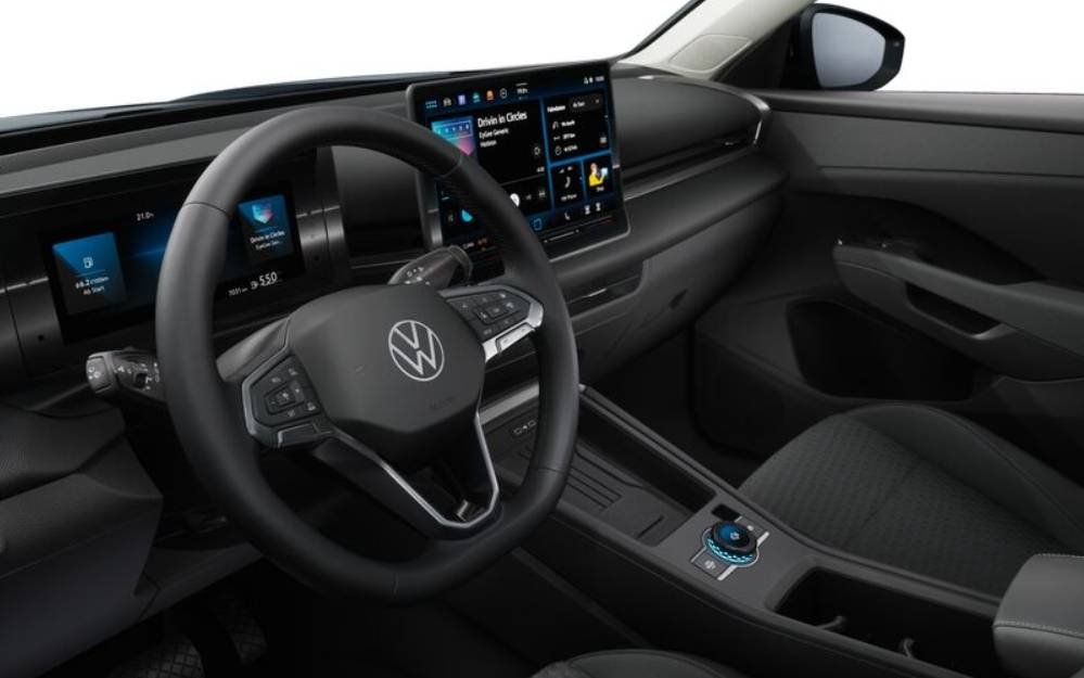 Volkswagen T-Roc eTSI 150hk 2027, bild 4/9
