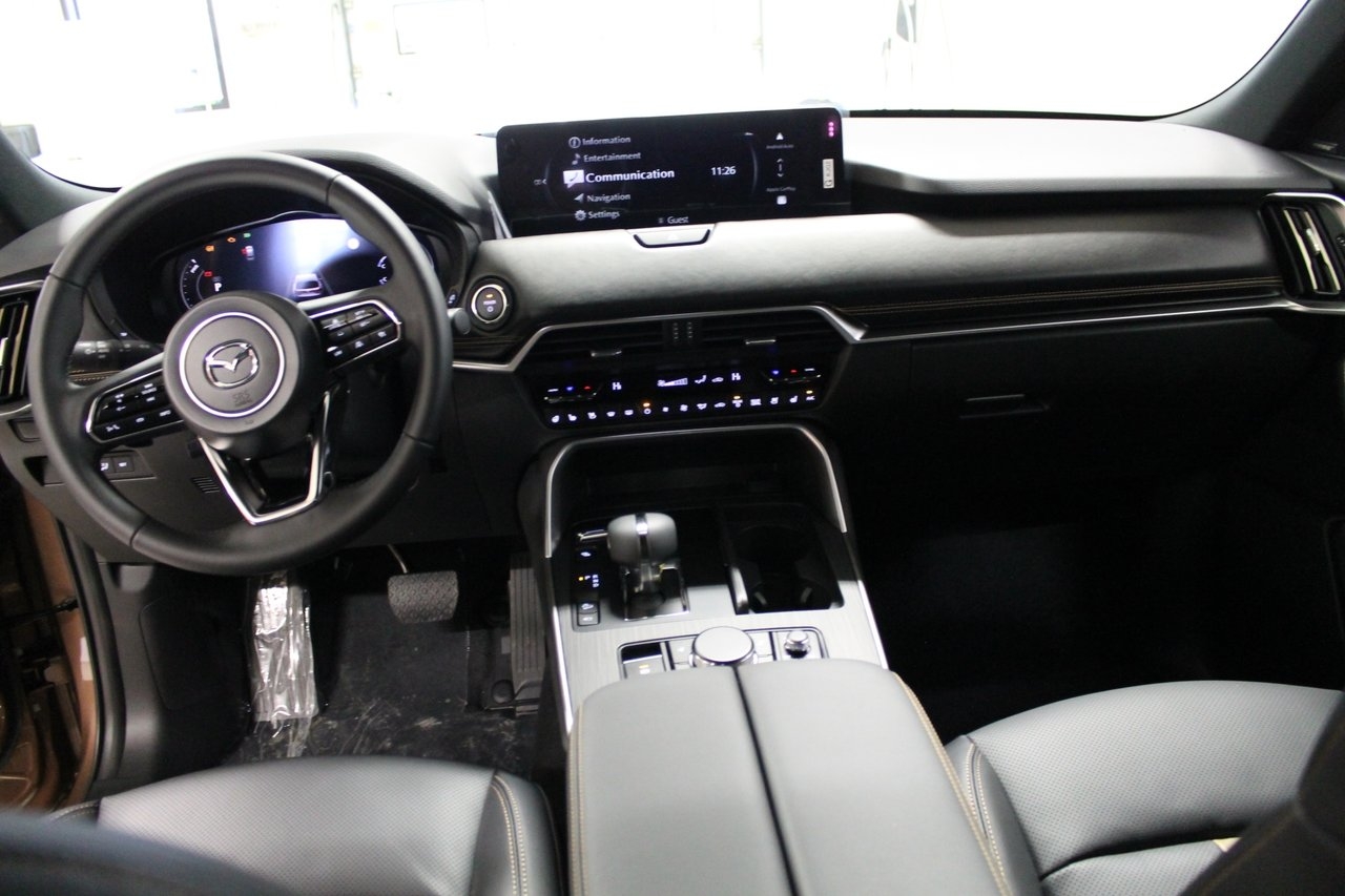 Mazda CX-80 2026, bild 7/8