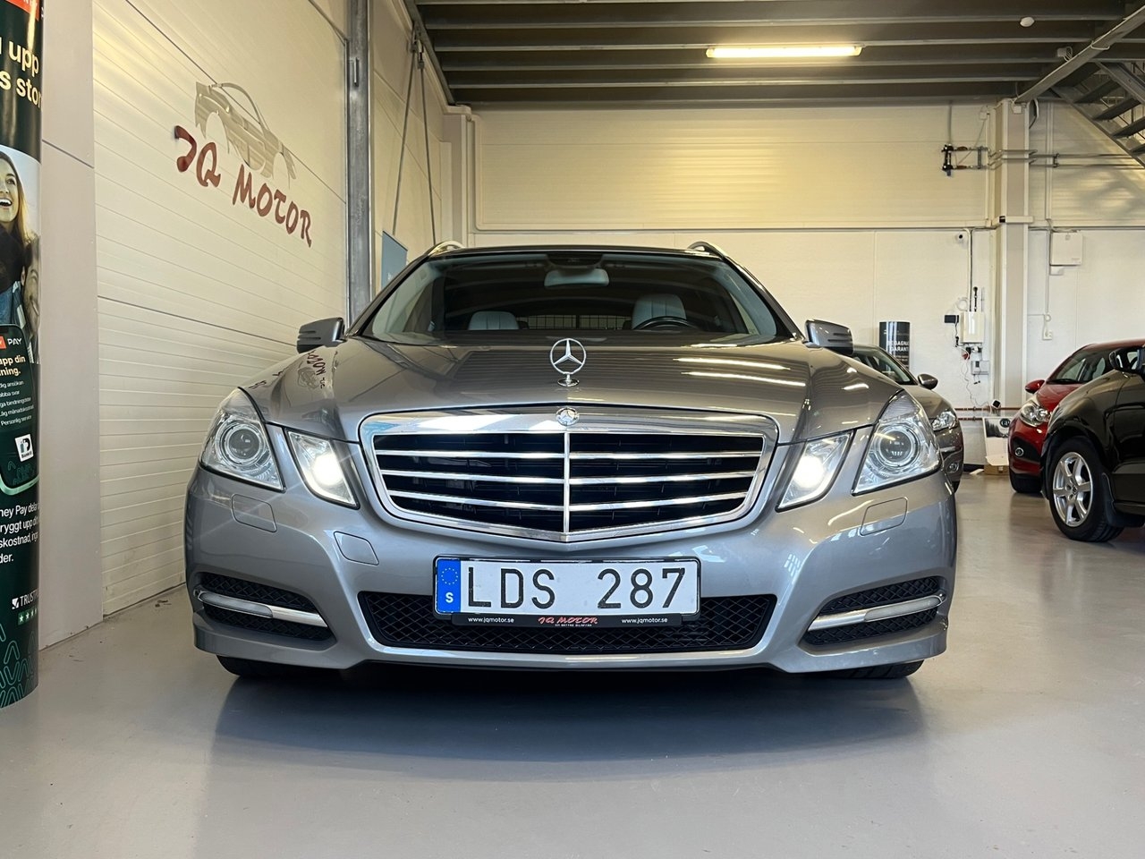 Mercedes-Benz E 350 CDI Avantgarde 2011, bild 2/10