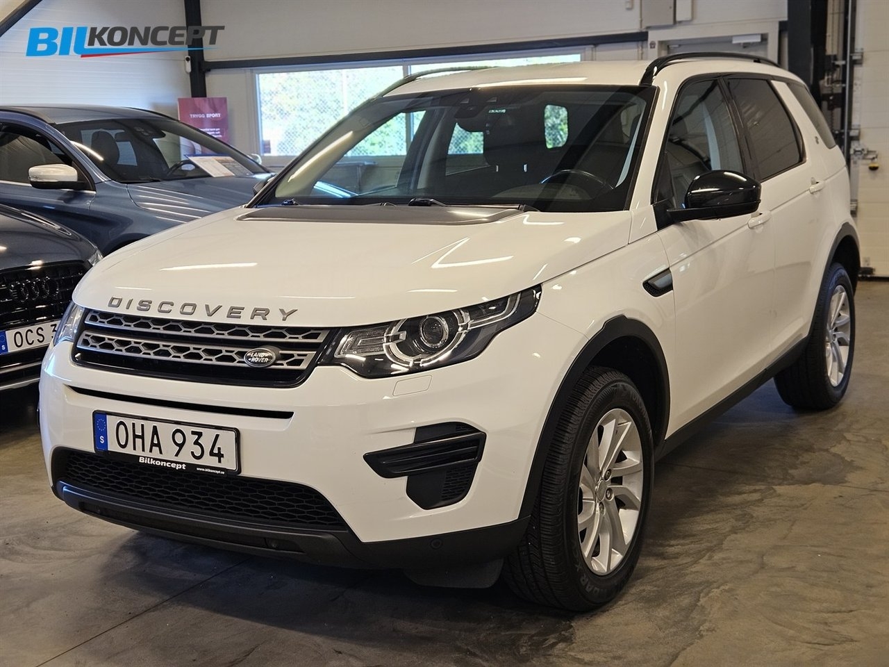 Land Rover Discovery Sport 2017, kuva 3/21