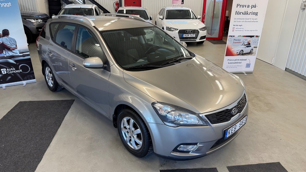 Kia Ceed 2010, photo 2/10