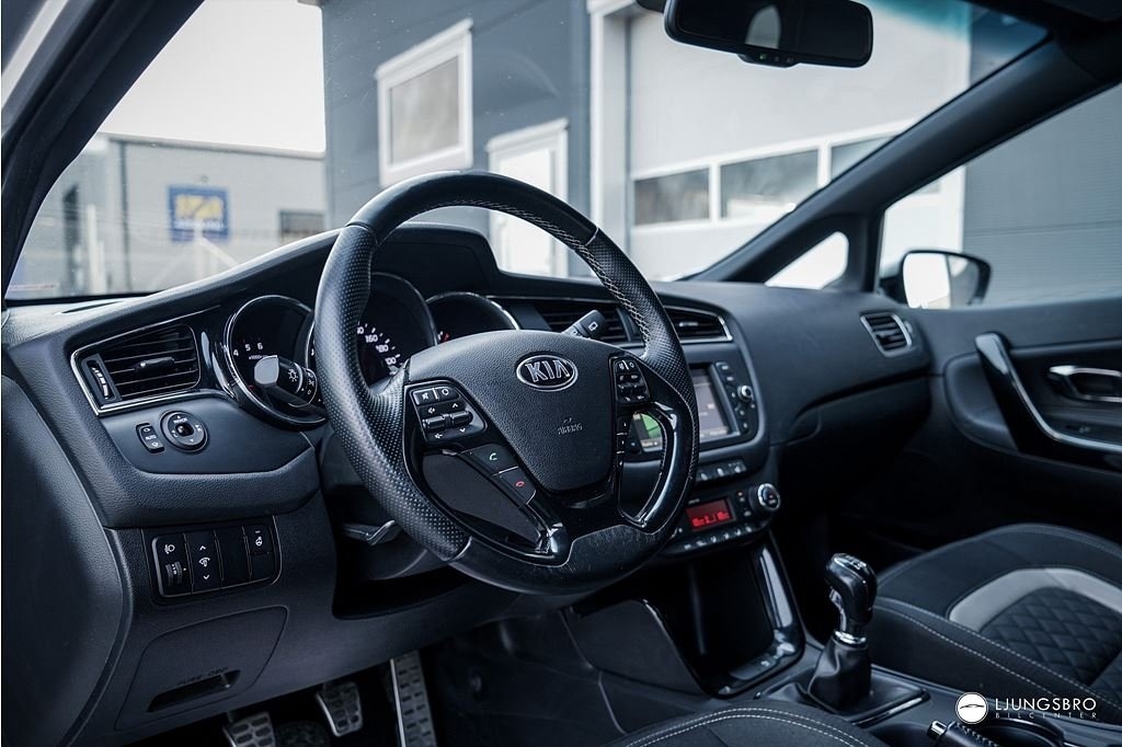 Kia Ceed SW 1.6 CRDi GT-Line 136hk 2016, bild 5/9