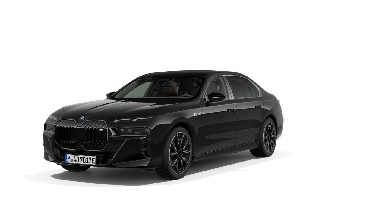 BMW M760e