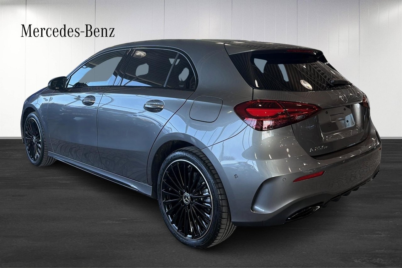 Mercedes-Benz A 250e 2026, photo 3/10
