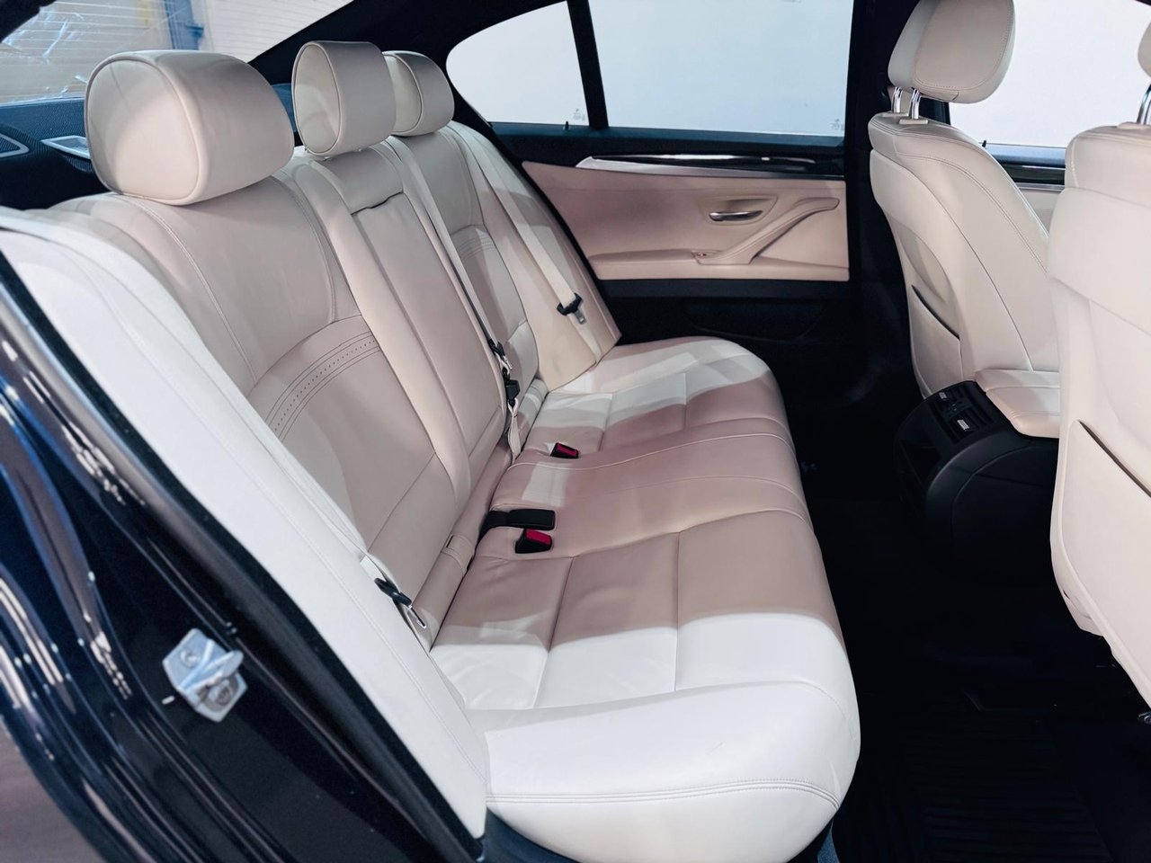 BMW 520 2014, bild 7/17