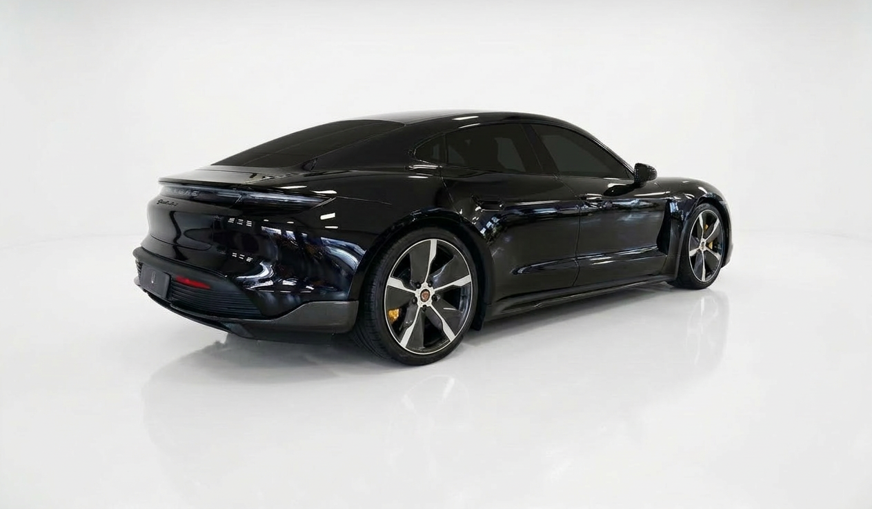 Porsche Taycan 2020, kuva 2/10