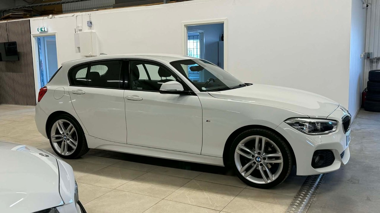 BMW 116 d 5-dörrars M Sport Euro 6 2016, photo 6/10