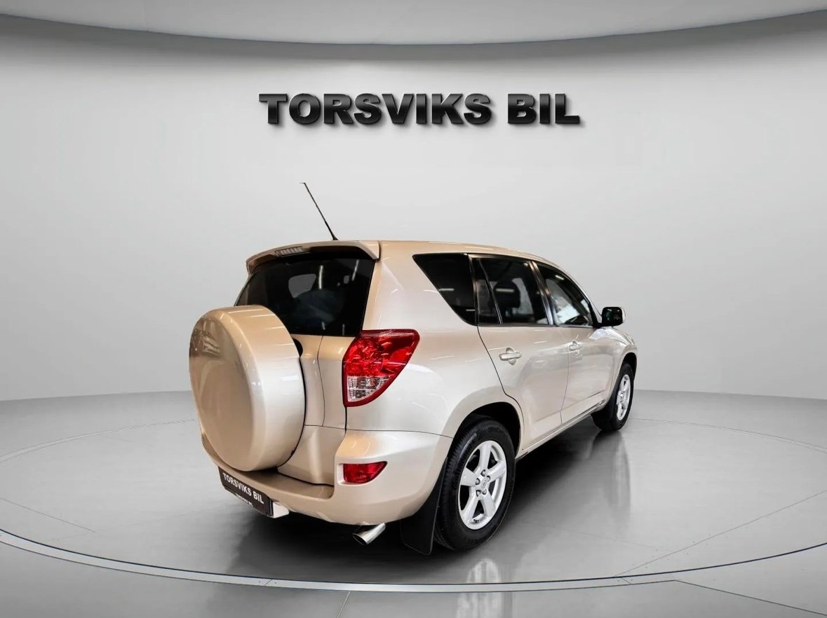 Toyota RAV4 2.0 VVT-i 4x4 2006, bild 5/10