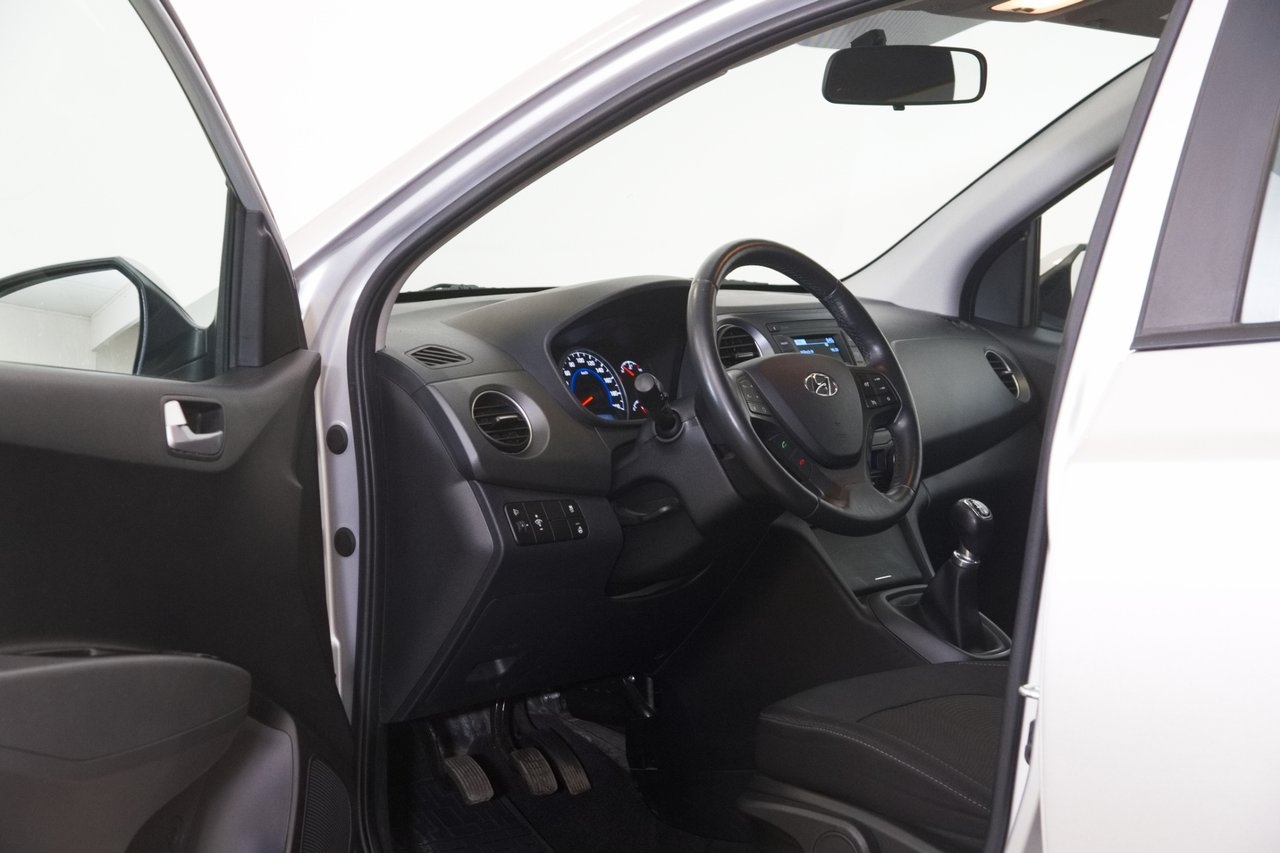 Hyundai i10 2017, bild 7/10