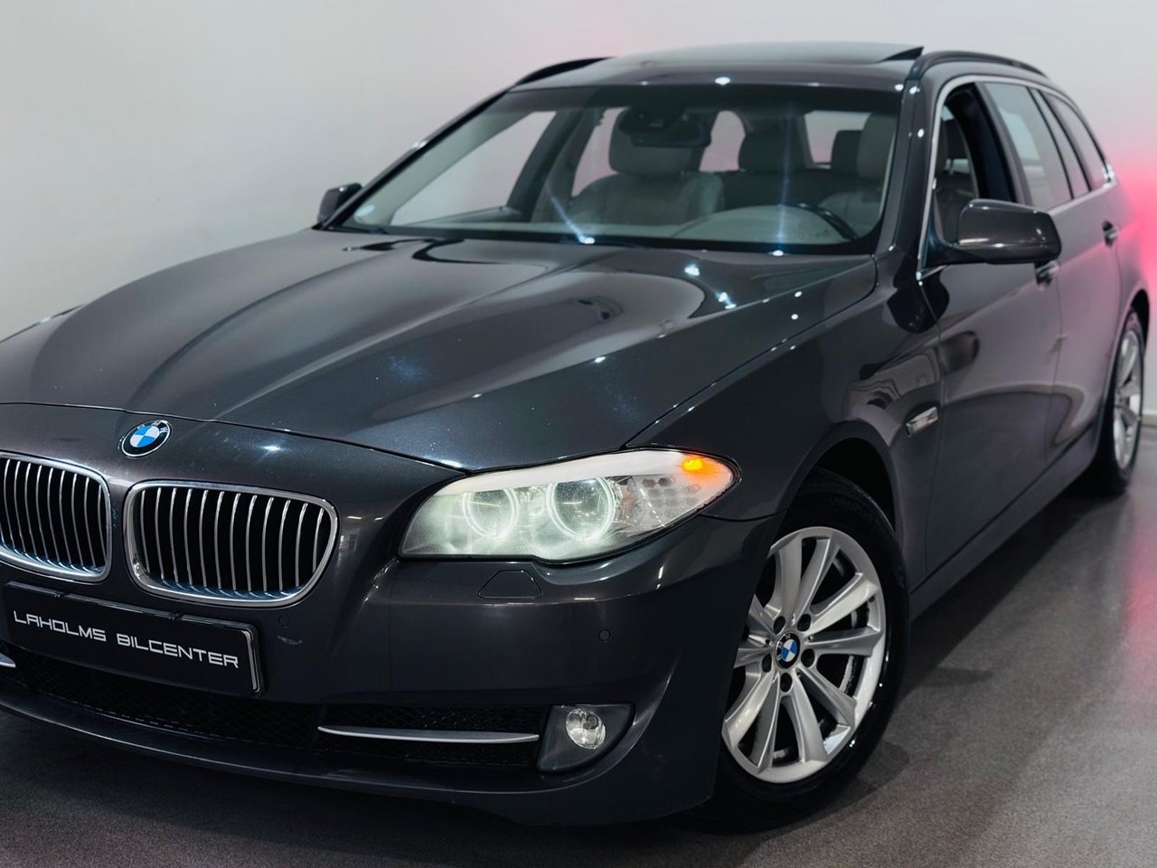 BMW 520 d Touring Steptronic 2011, bild 3/10