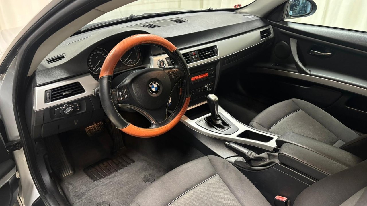 BMW 320 d Coupé Comfort 2008, bild 6/8
