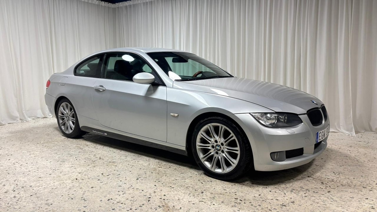 BMW 320 d Coupé Comfort 2008, bild 2/8