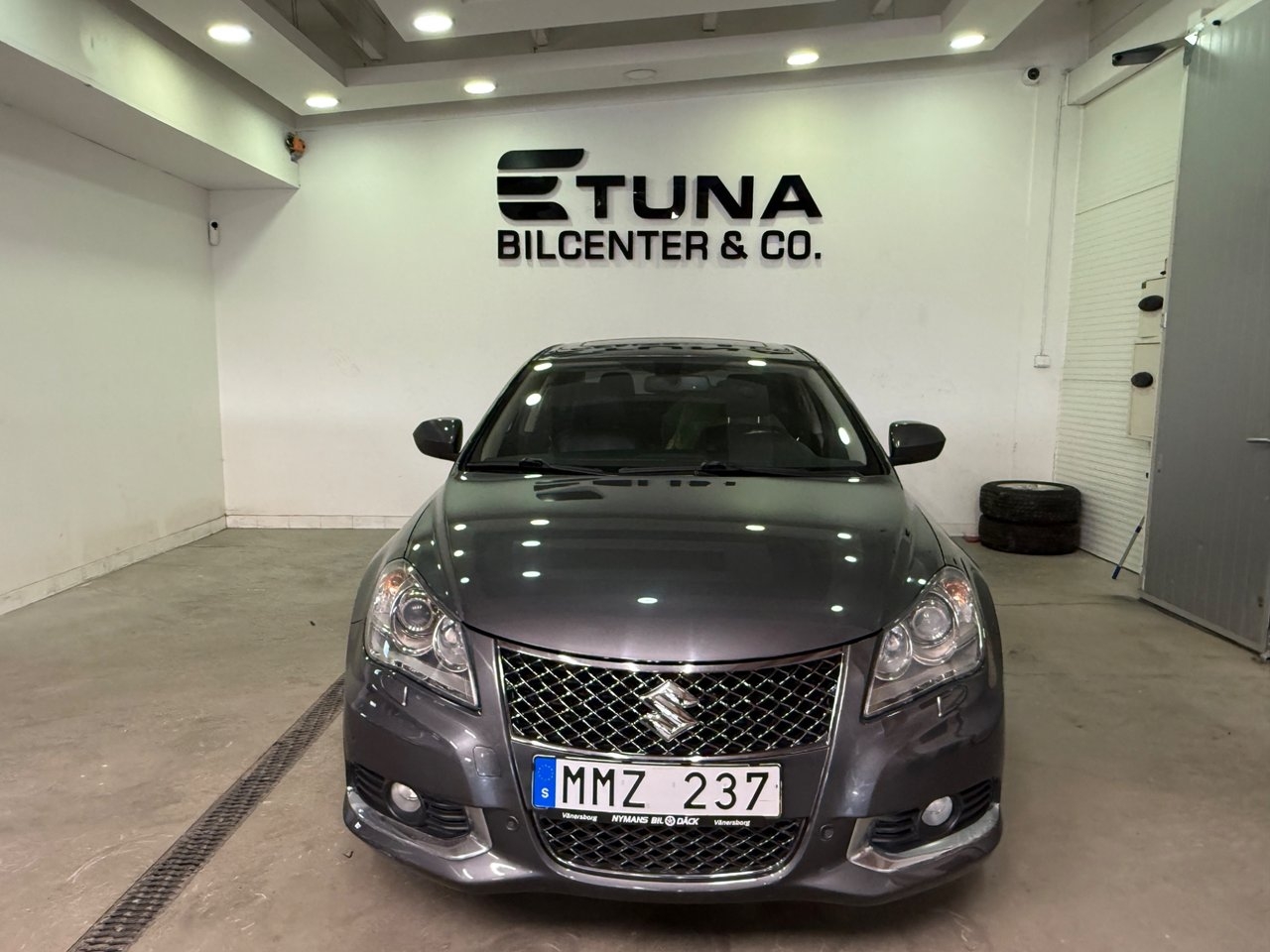 Suzuki Kizashi 2013, bild 2/10