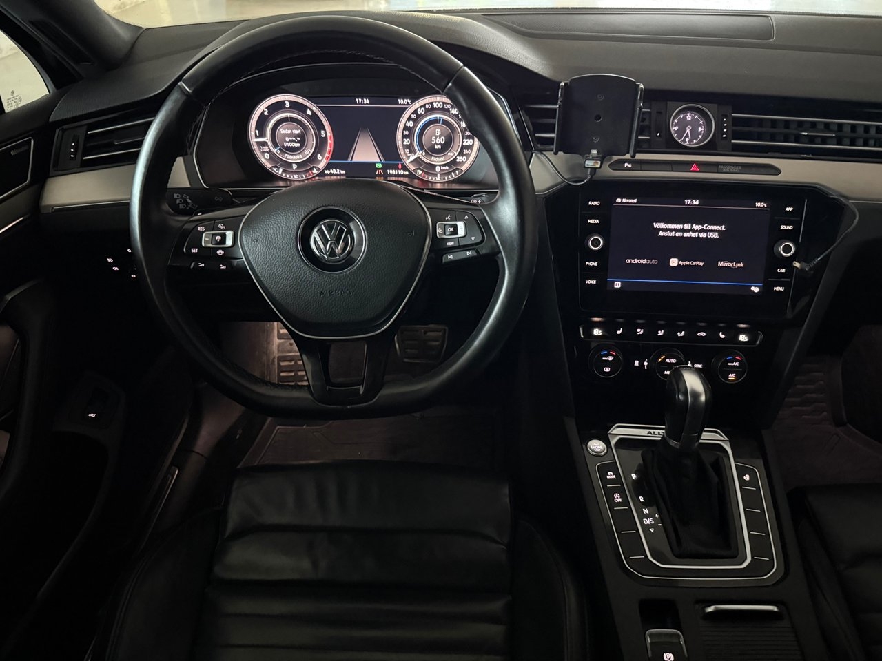 Volkswagen Passat 2019, bild 4/26