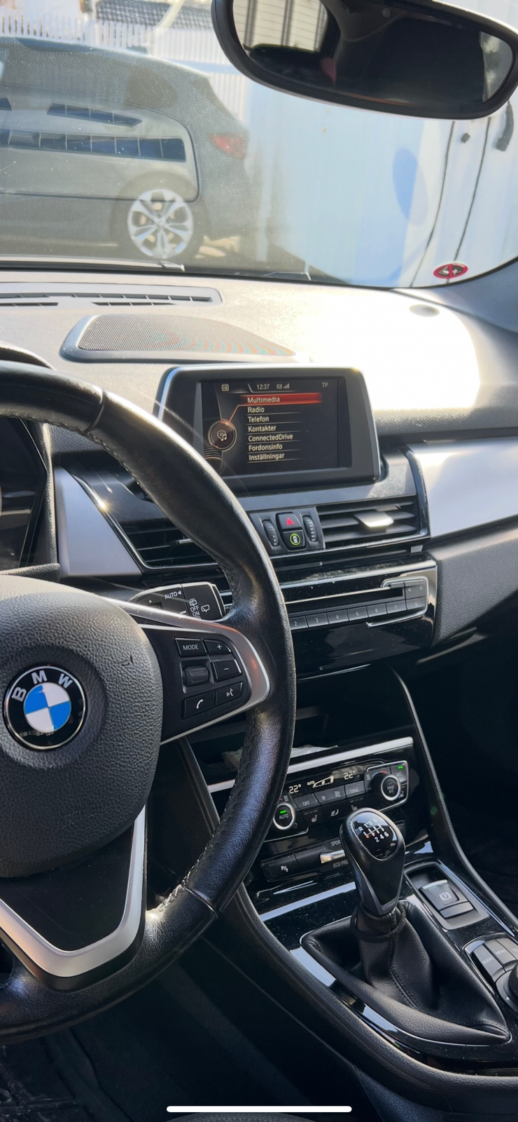 BMW 218 i Active Tourer 2017, bild 3/10